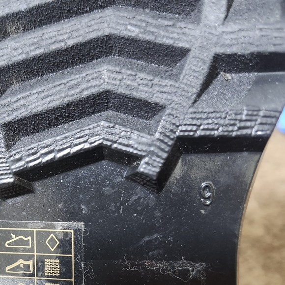 Michael Kors Logo Mid Rainboot Size 9 - Picture 11 of 11